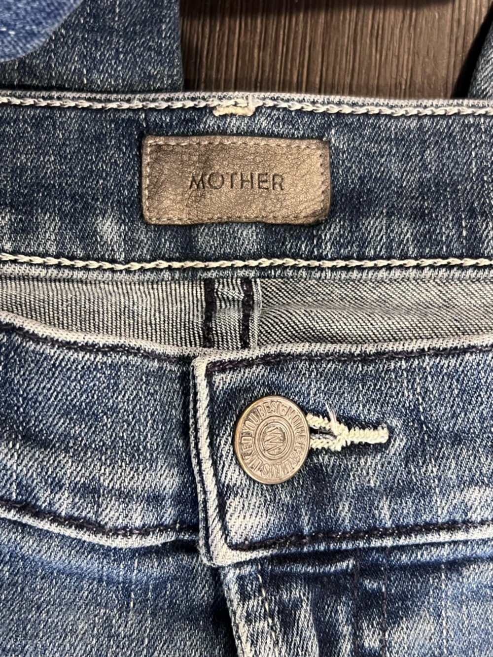 MOTHER The Rascal Ankle Chew Jeans - Picture 5 of 7